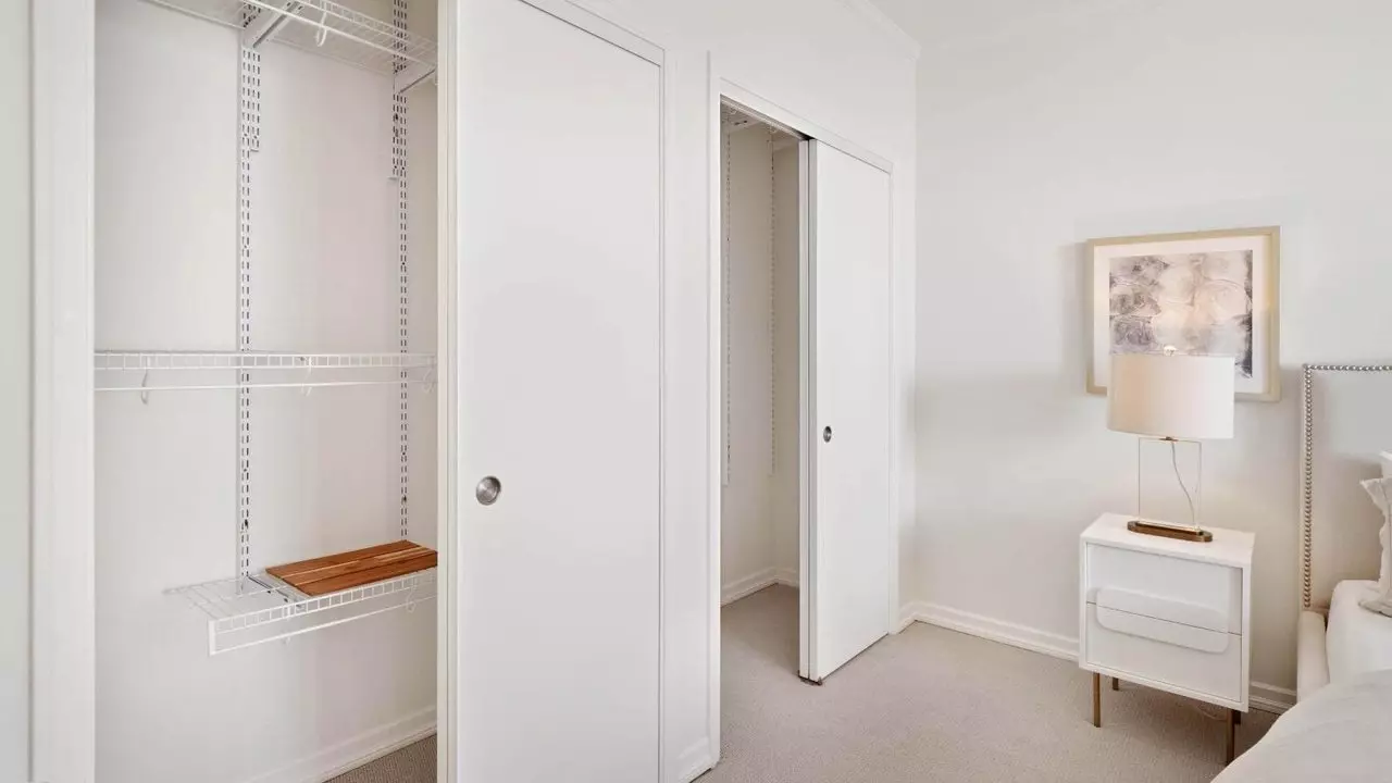 3701 Divisadero St Apt 305 photo 3