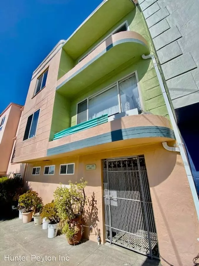 3736 Taraval Street, San Francisco, CA 94116 photo 3