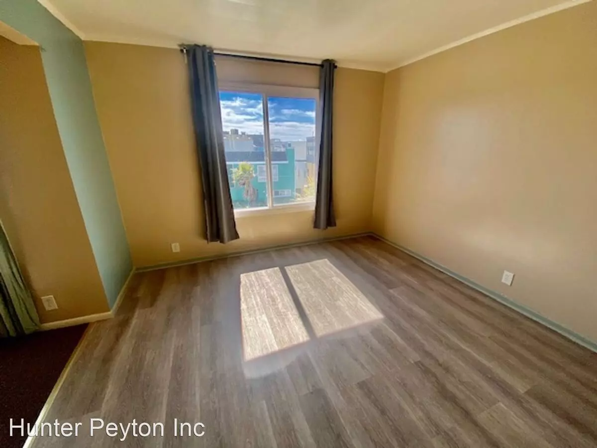 3736 Taraval Street, San Francisco, CA 94116 photo 5