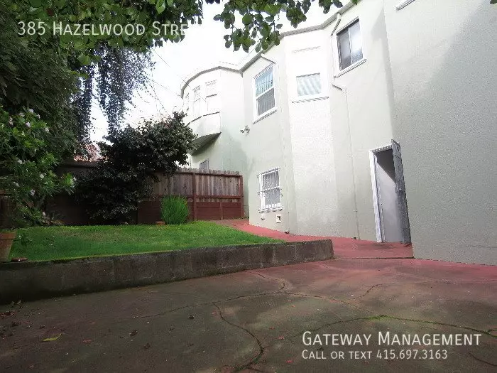 385 Hazelwood St photo 3