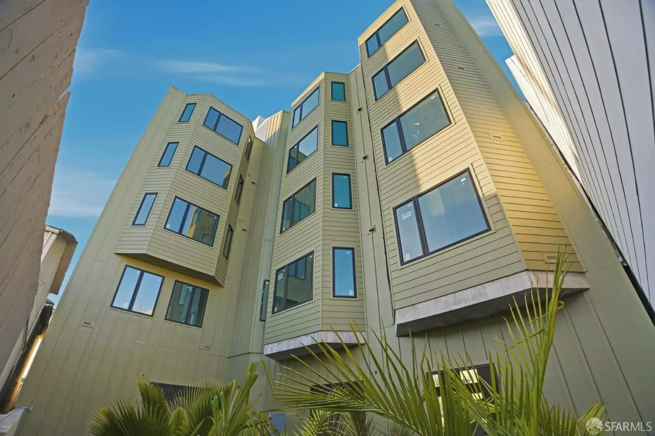 3945 Judah Street, San Francisco, CA 94122 photo 2