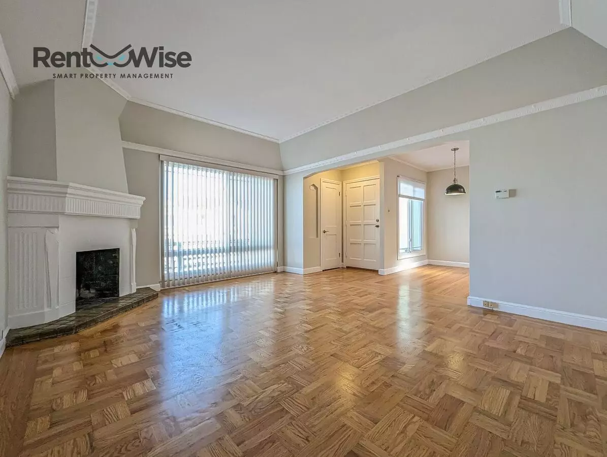 4239 Pacheco St. photo 2