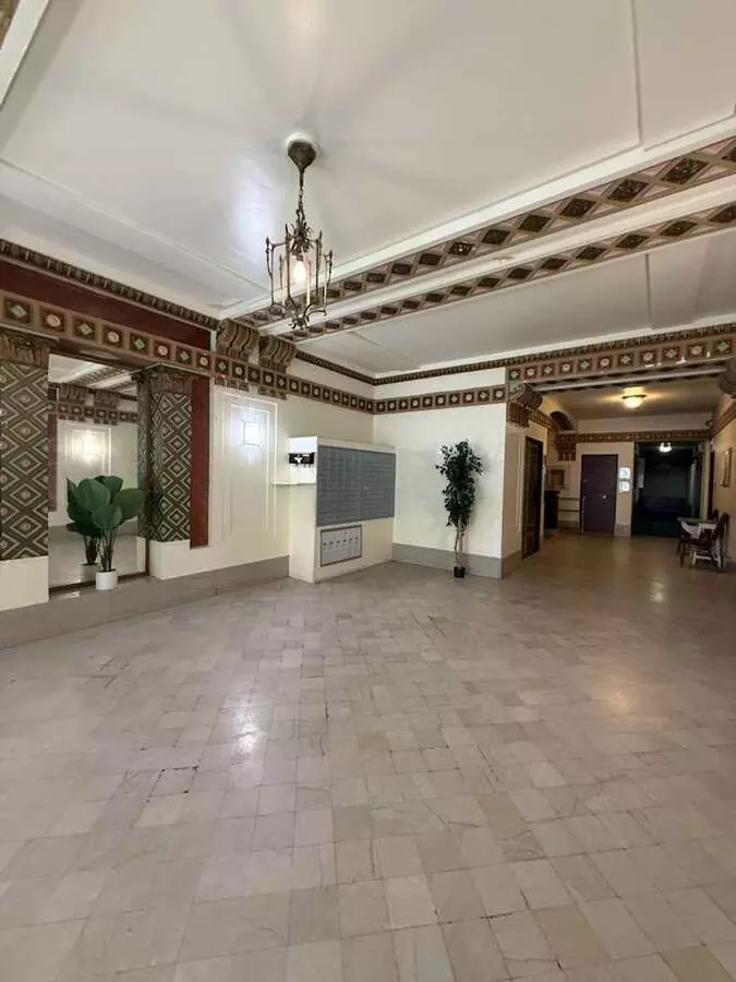 Benjamin Arms Apartments photo 2