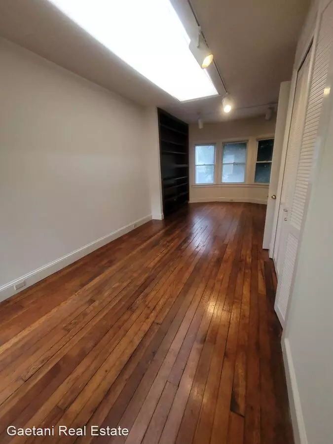 433 Bryant Street (1109r) photo 5