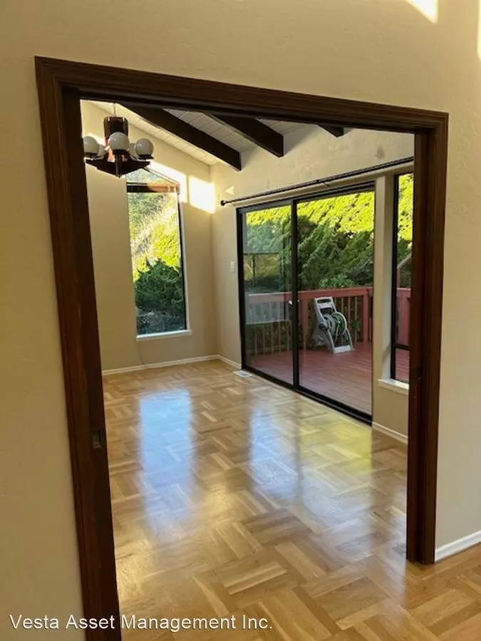 465 Lansdale Avenue, San Francisco, CA 94127 photo 4