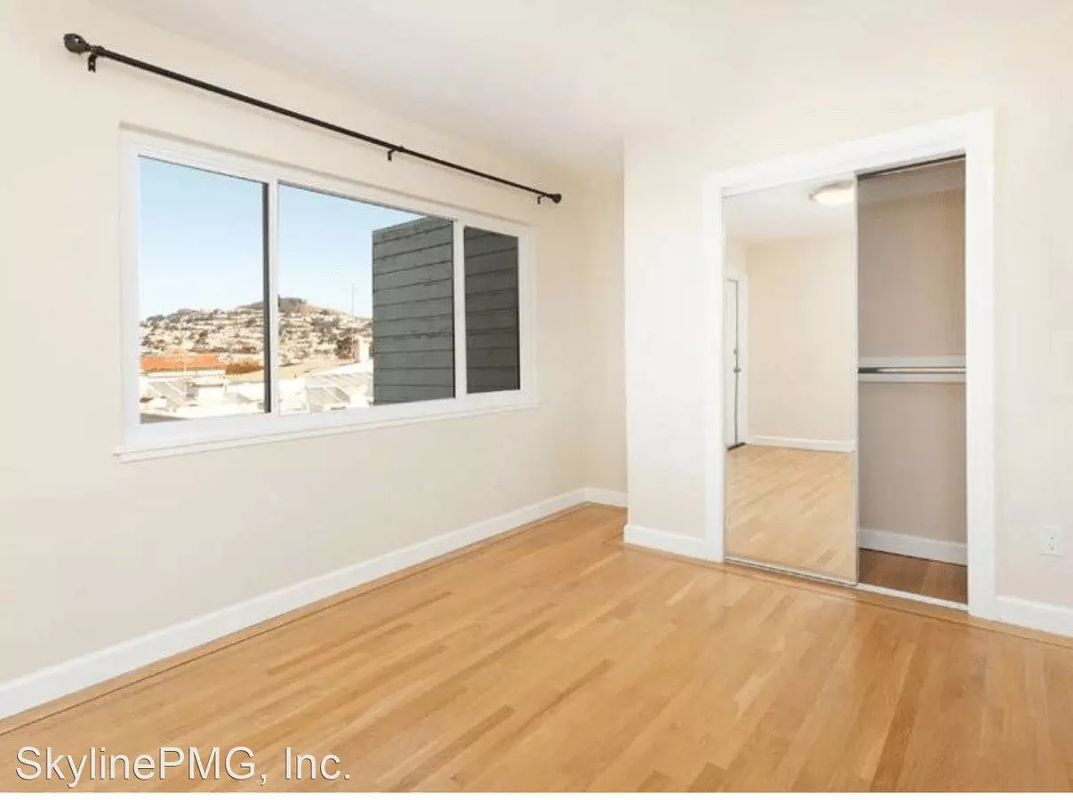 4828 Mission Street, San Francisco, CA 94112 photo 2