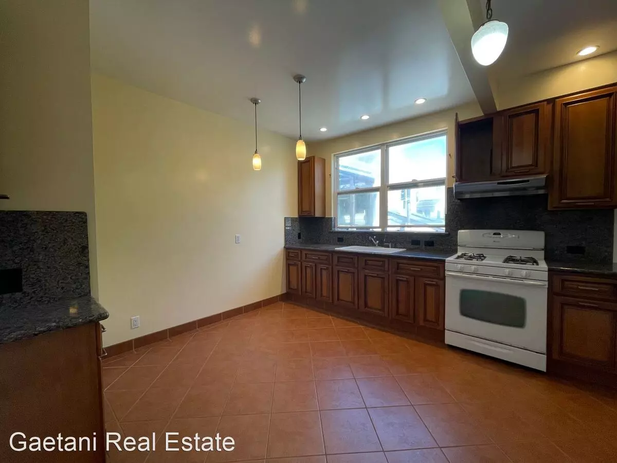 512 3rd Avenue (1234r) photo 4
