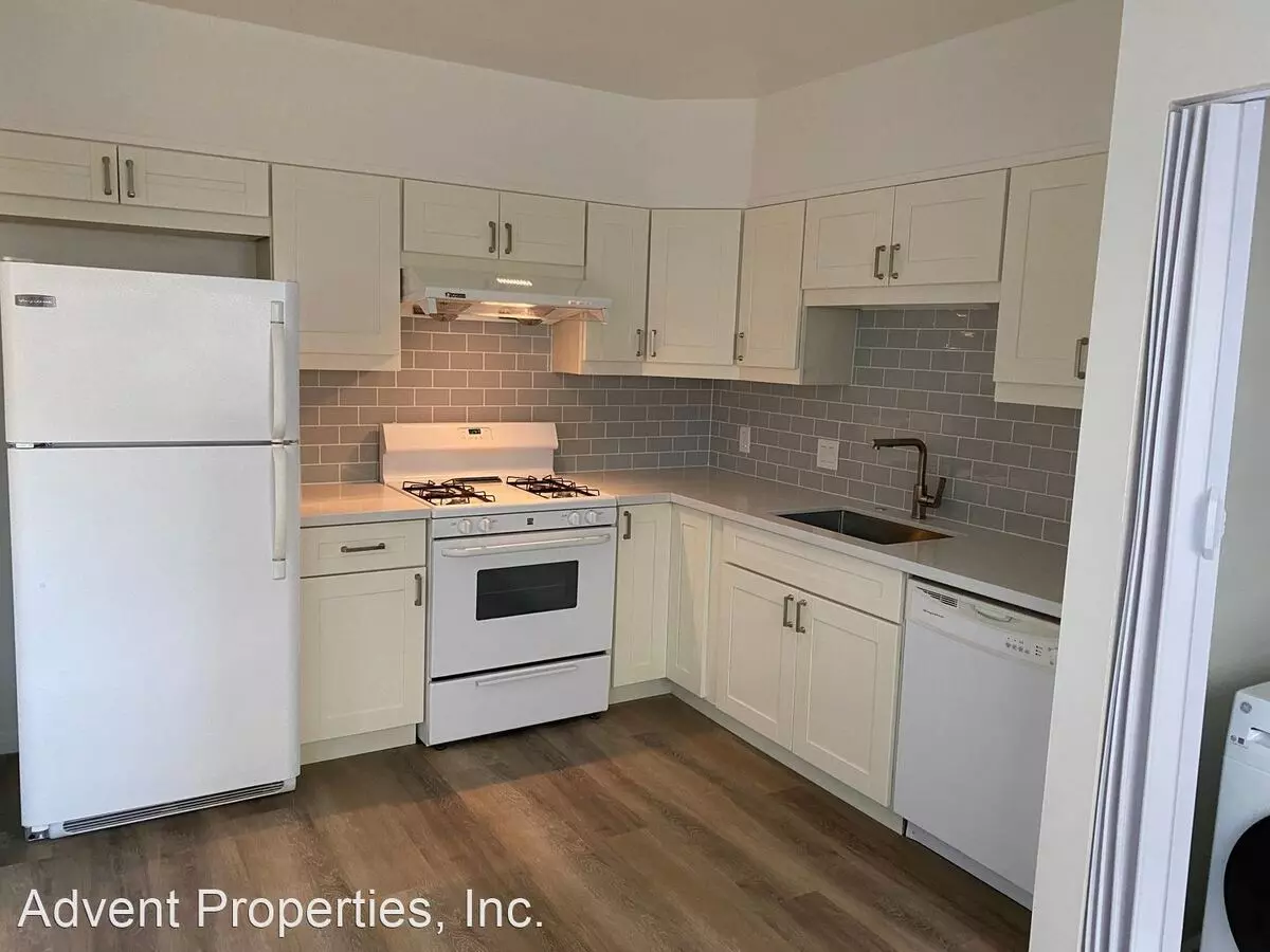 520 Bartlett Street, San Francisco, CA 94110 photo 3