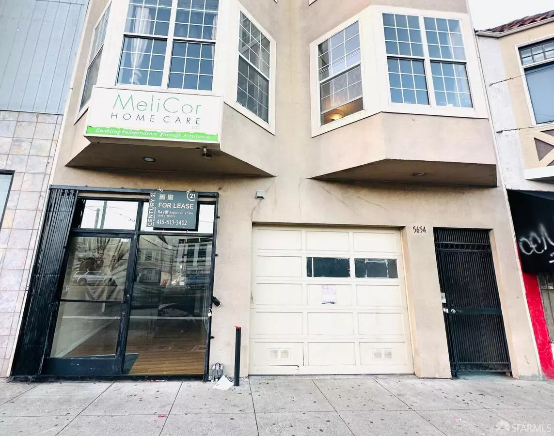 5654 Mission St photo 4