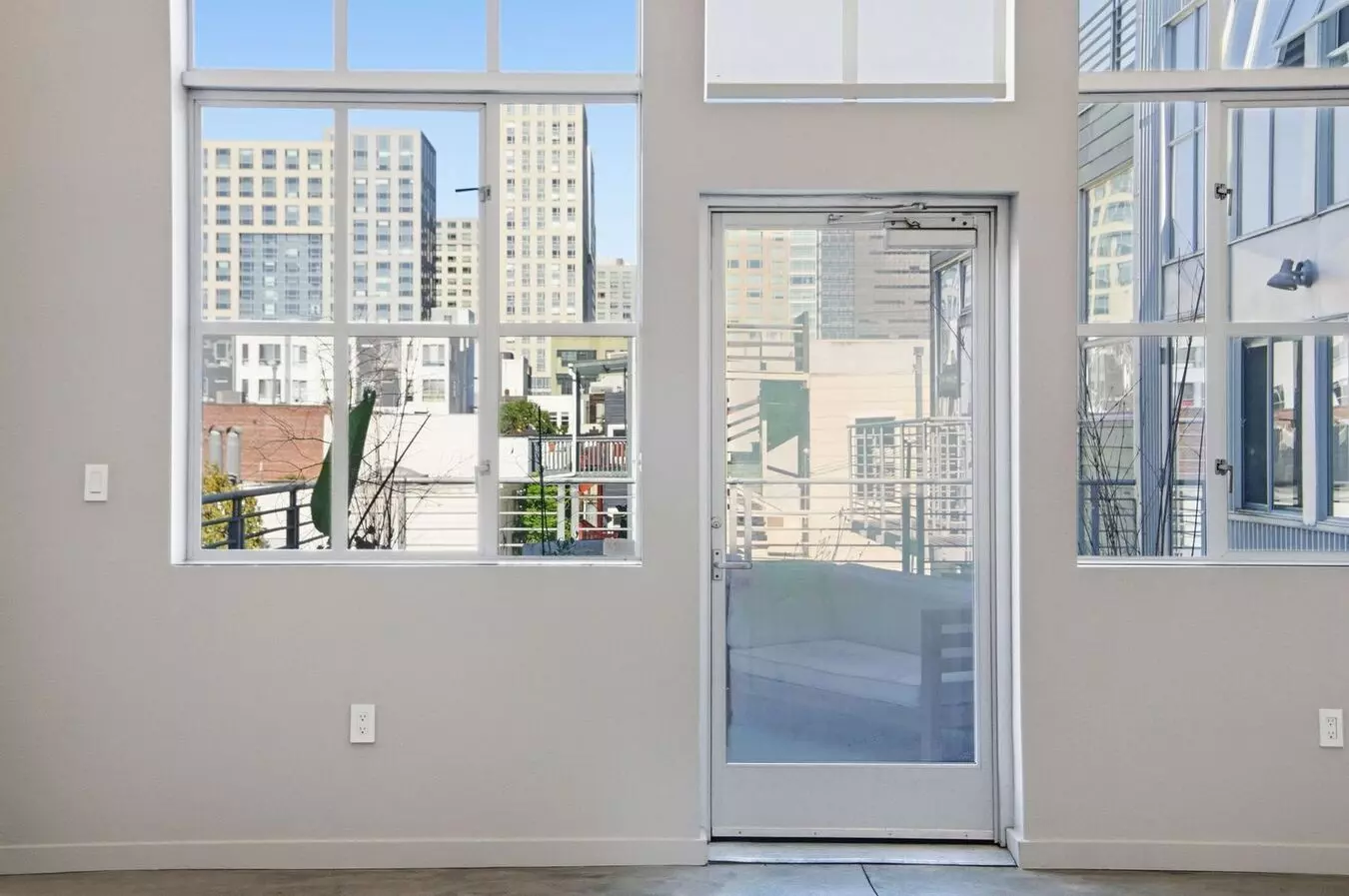 60 Rausch St. photo 4
