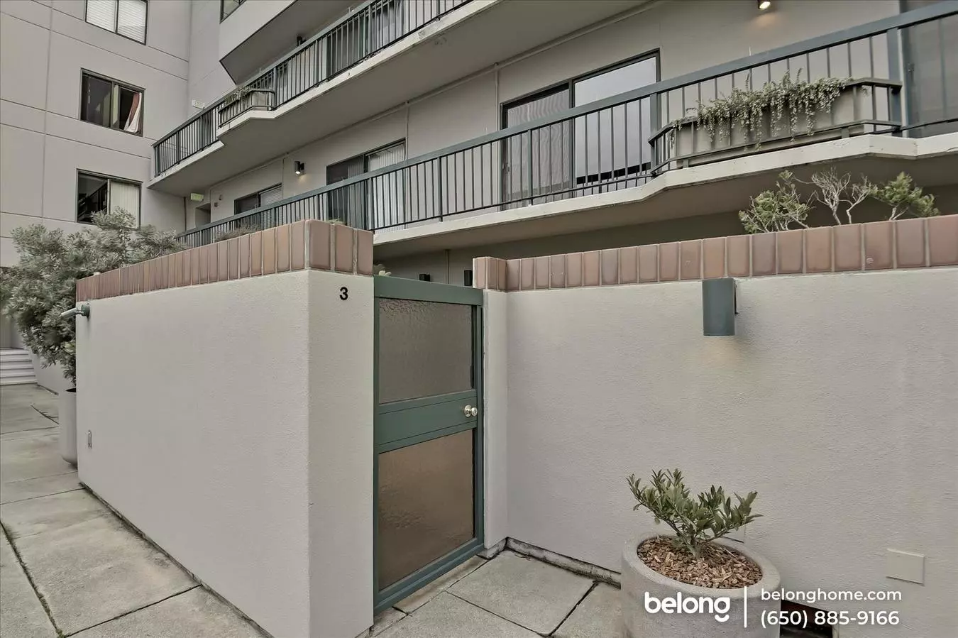 601 Van Ness Ave photo 4
