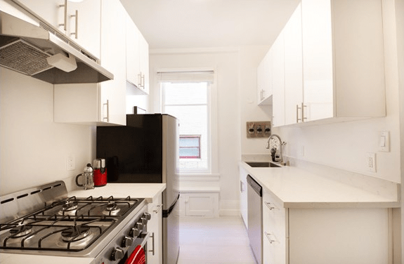 626 Powell photo 3