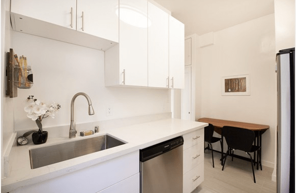 626 Powell photo 2