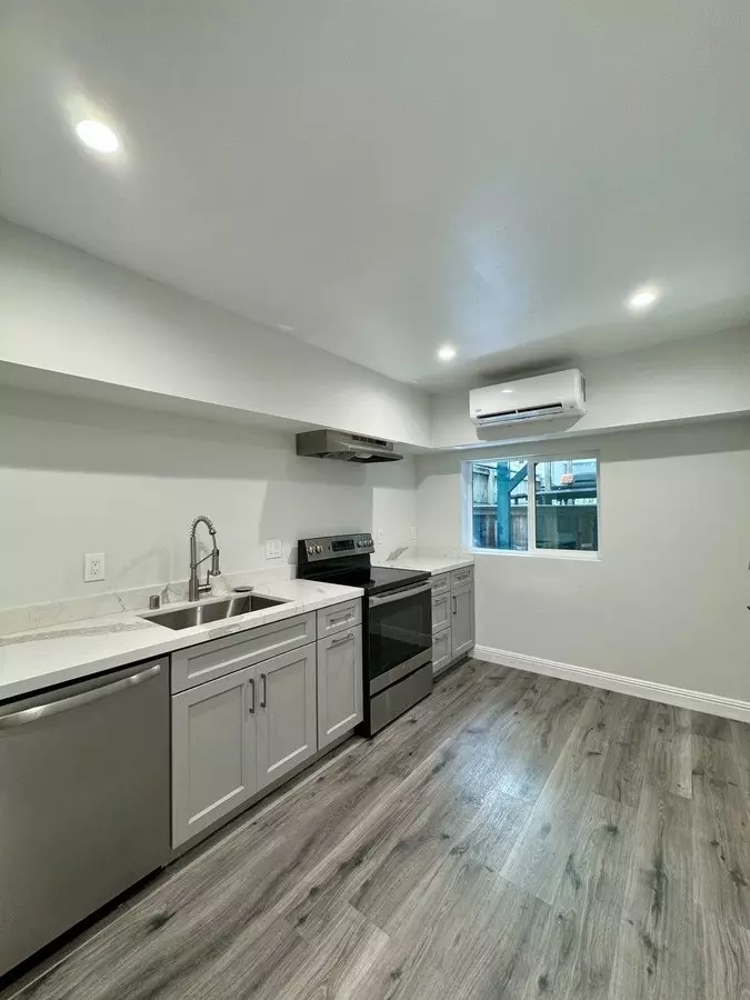 64 Laussat Street, San Francisco, CA 94102 photo 4