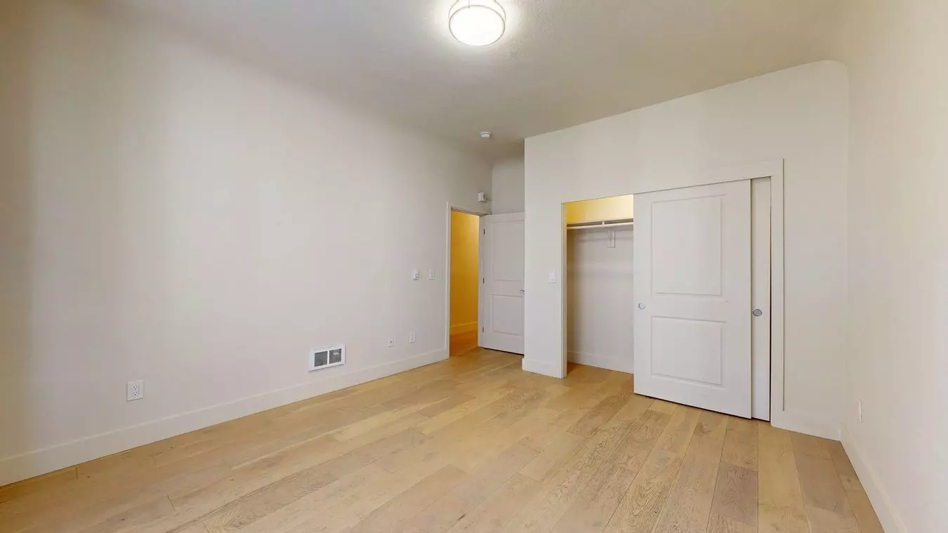 644 A Natoma St photo 5