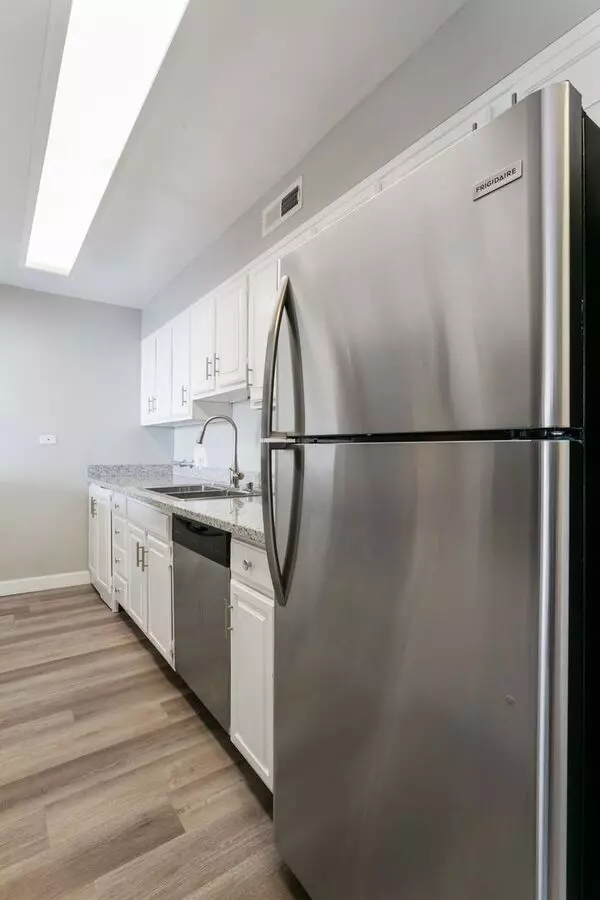66 Cleary Court #1501 photo 5