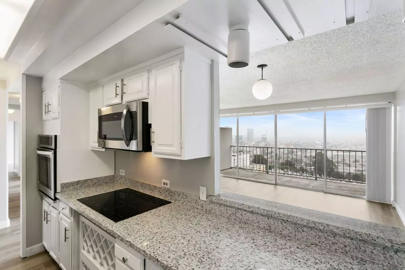 66 Cleary Court #1501 photo 2