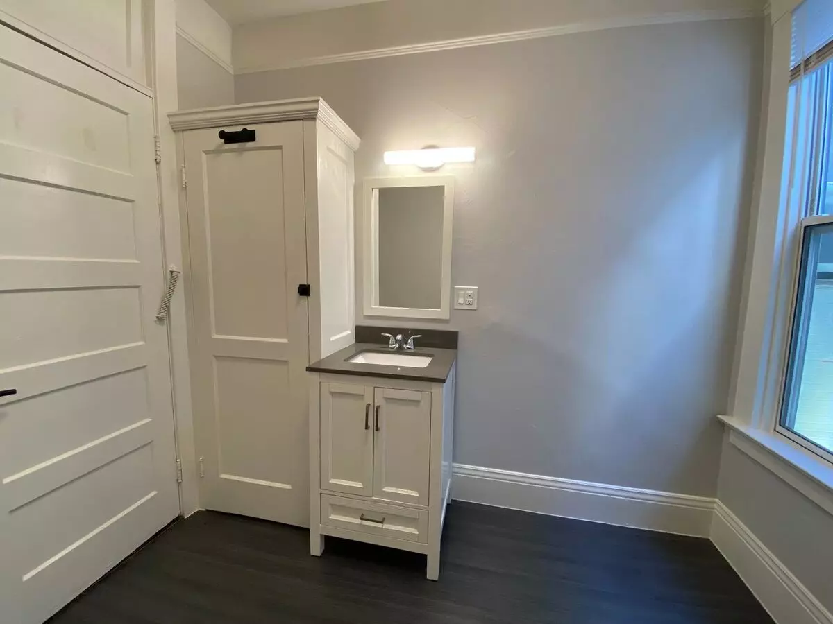 668 Clay Street, San Francisco, CA 94111 photo 5