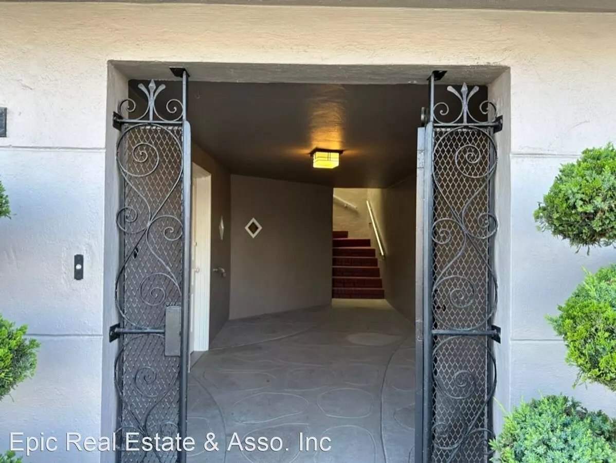 67 Forest View Drive, San Francisco, CA 94132 photo 2