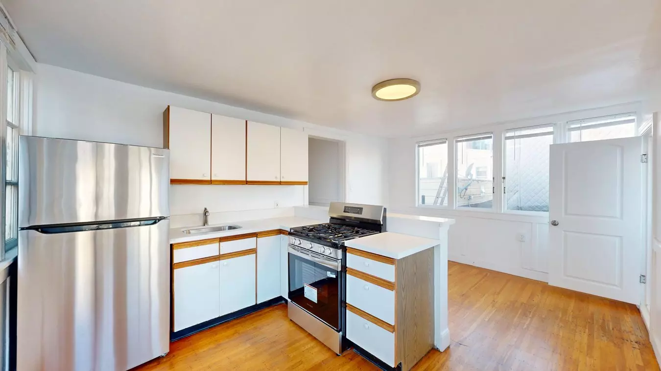 674 Haight Street, San Francisco, CA 94117 photo 4