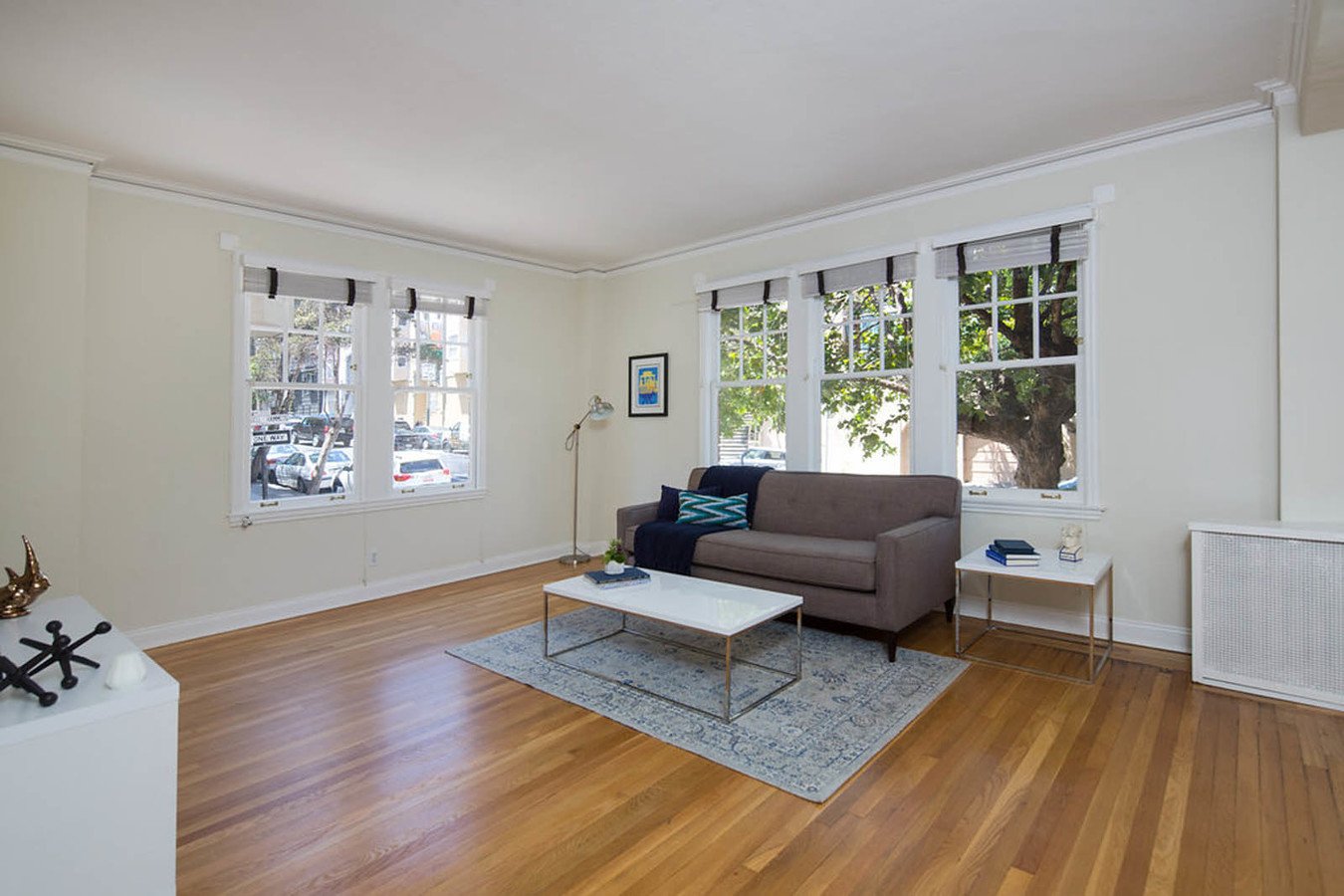 737 Pine photo 3