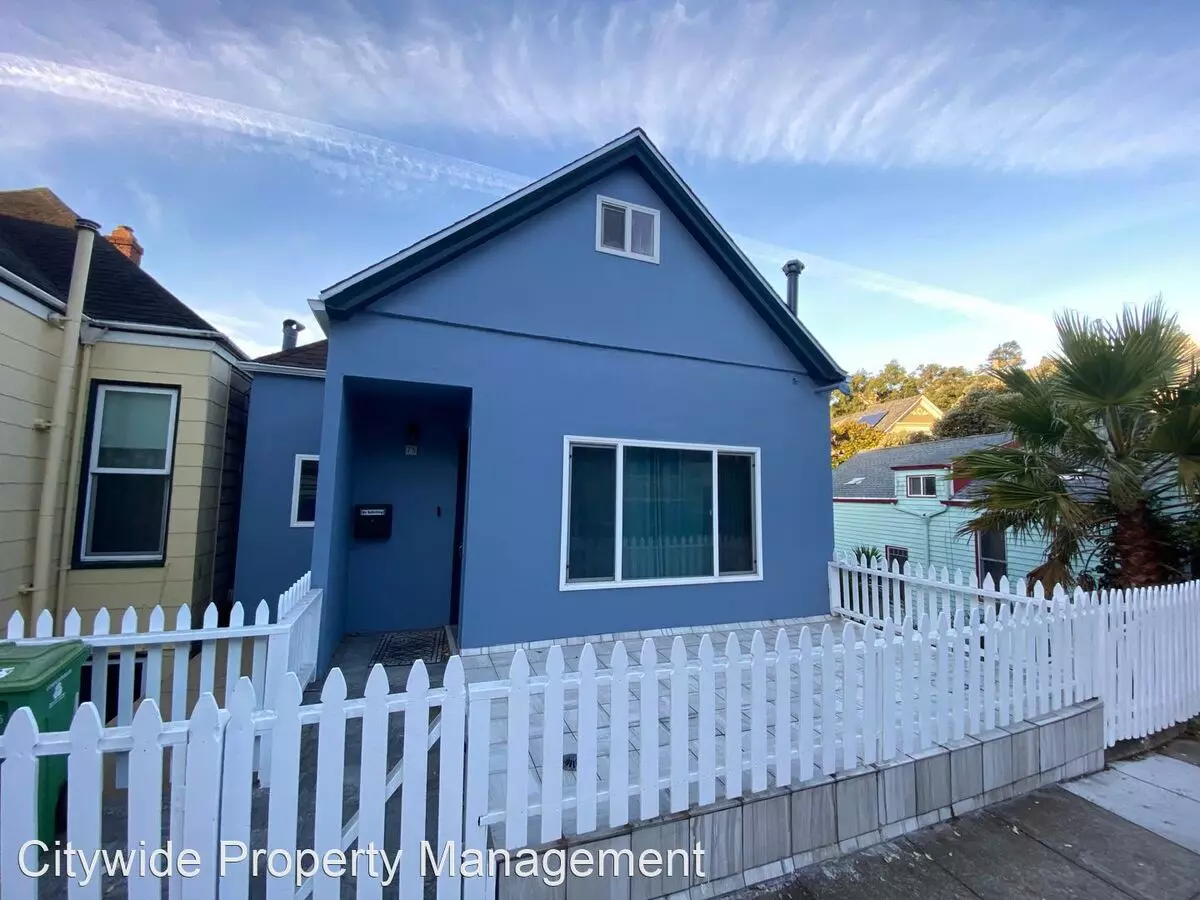 Cozy 2-Bedroom in Duplex Near Glen Canyon photo 2