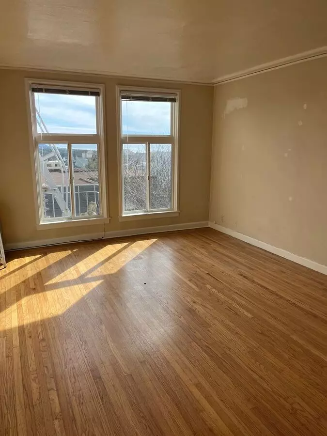 7615 Geary Boulevard, San Francisco, CA 94121 photo 2