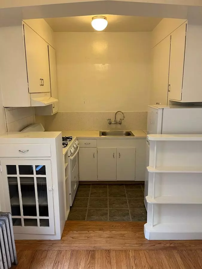 7615 Geary Boulevard, San Francisco, CA 94121 photo 3