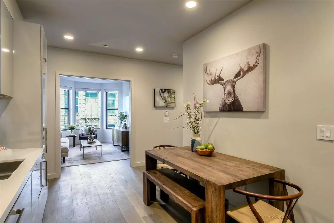 824 Hyde Street, San Francisco, CA 94109 photo 4