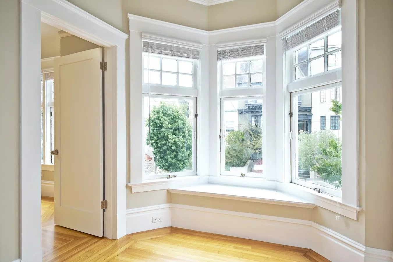 833 Ashbury photo 5
