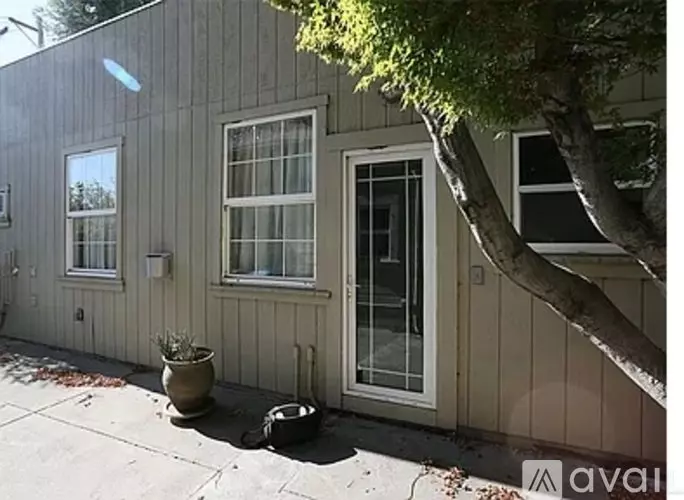 836 South Van Ness Avenue, San Francisco, CA 94110 photo 4