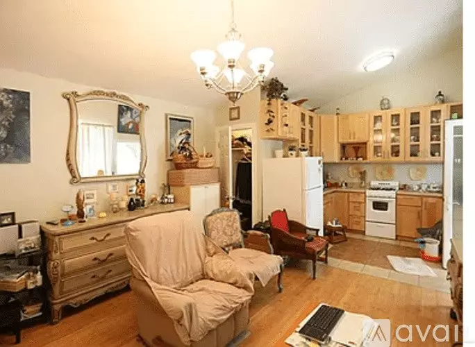 836 South Van Ness Avenue, San Francisco, CA 94110 photo 2