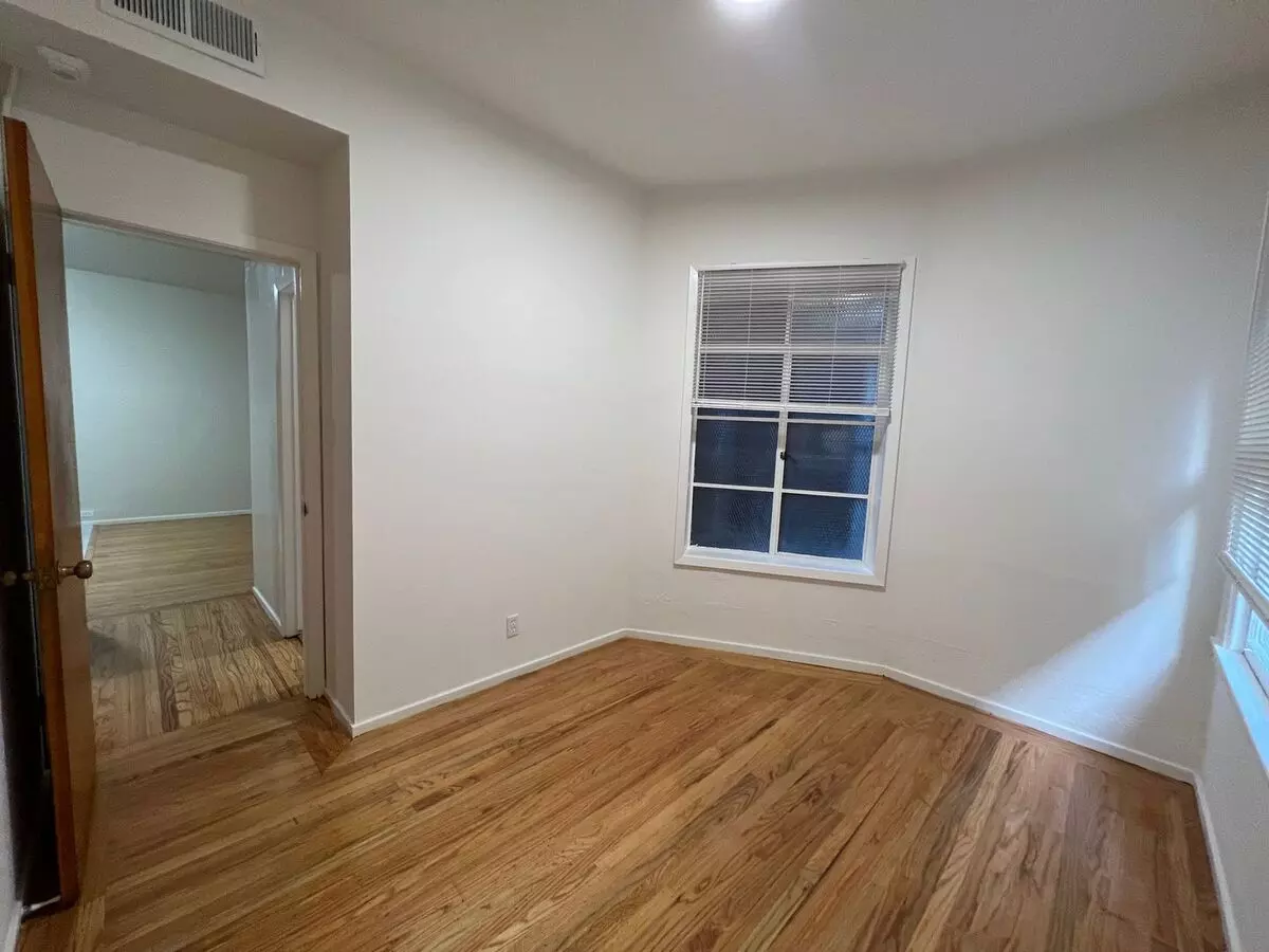 841 Clay Street, San Francisco, CA 94108 photo 4