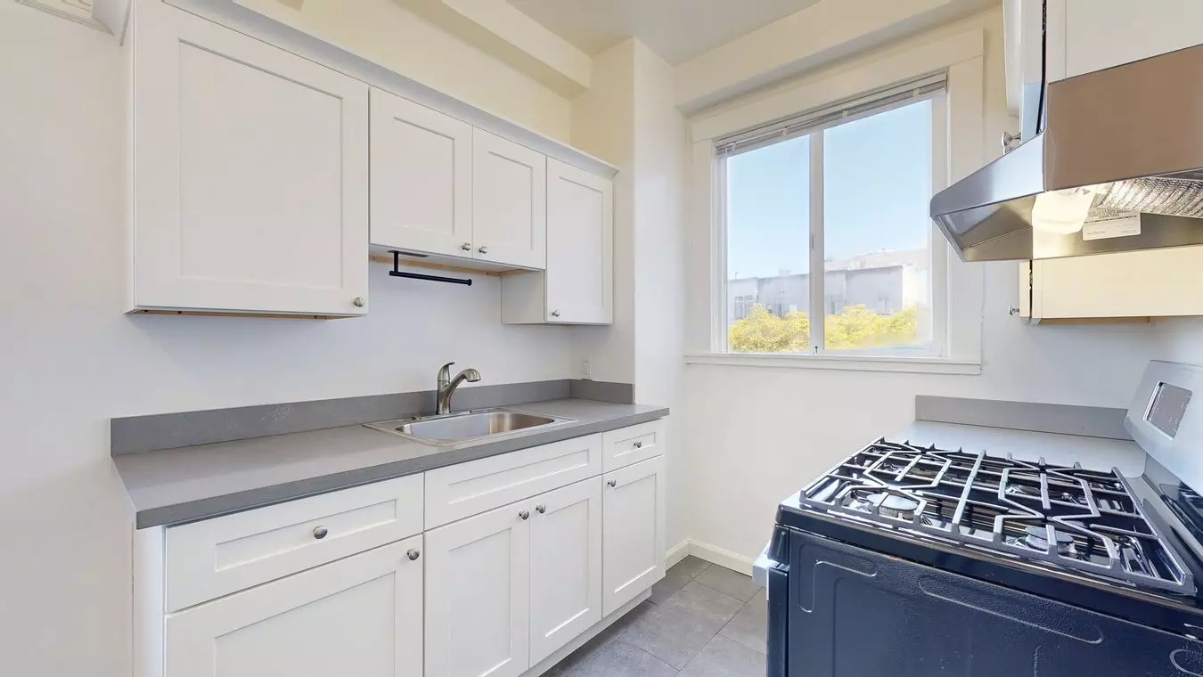 1BR/1BA Apartment on Fulton St · San Francisco photo 5