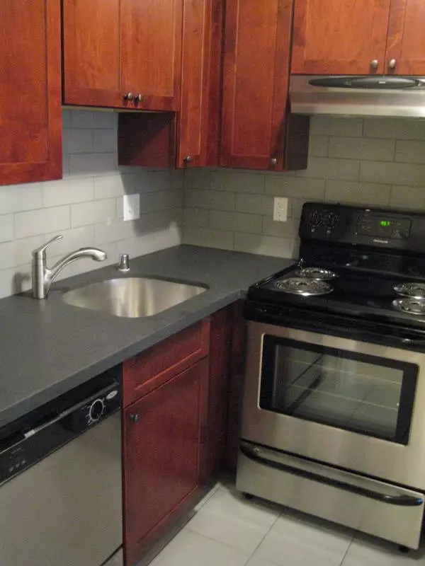 923 Eddy photo 5