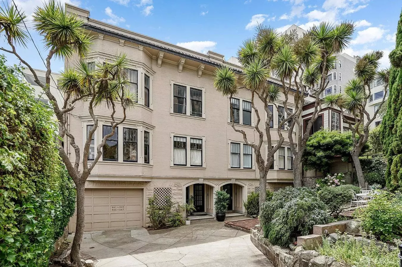 941 Lombard Street, San Francisco, CA 94133 photo 2