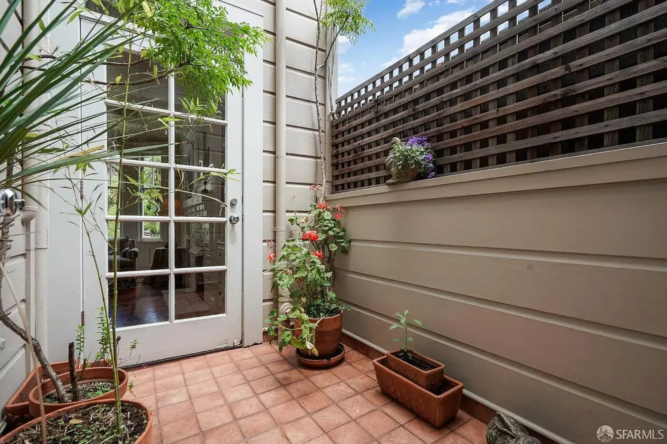 941 Lombard Street, San Francisco, CA 94133 photo 4
