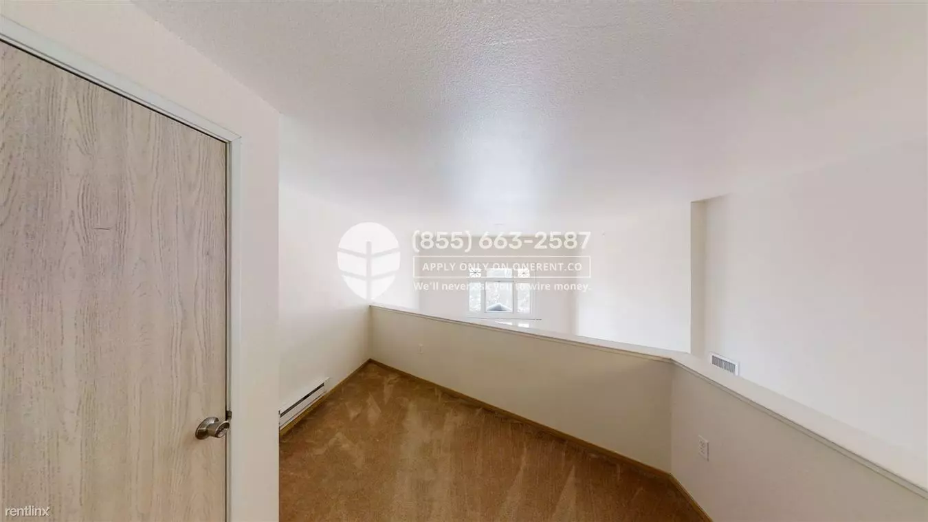 95 Mccoppin St #204 St photo 4