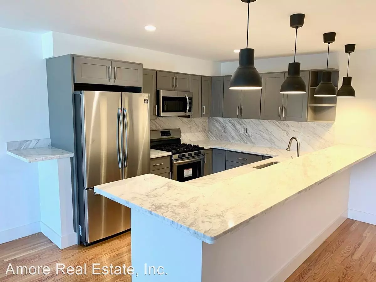 969 Burnett Avenue, San Francisco, CA 94131 photo 2