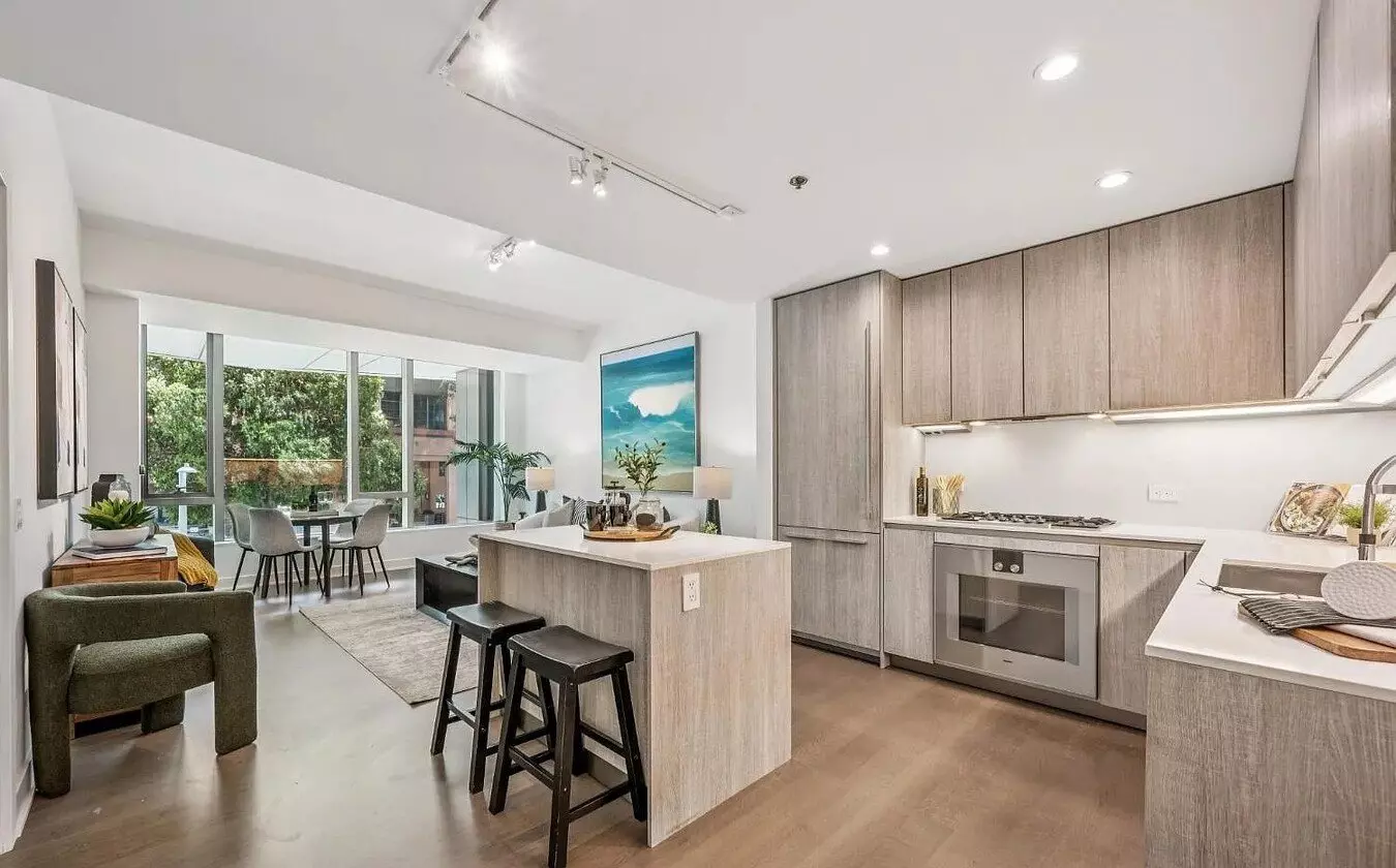 1br/2ba Apartment In Prime Location photo 2
