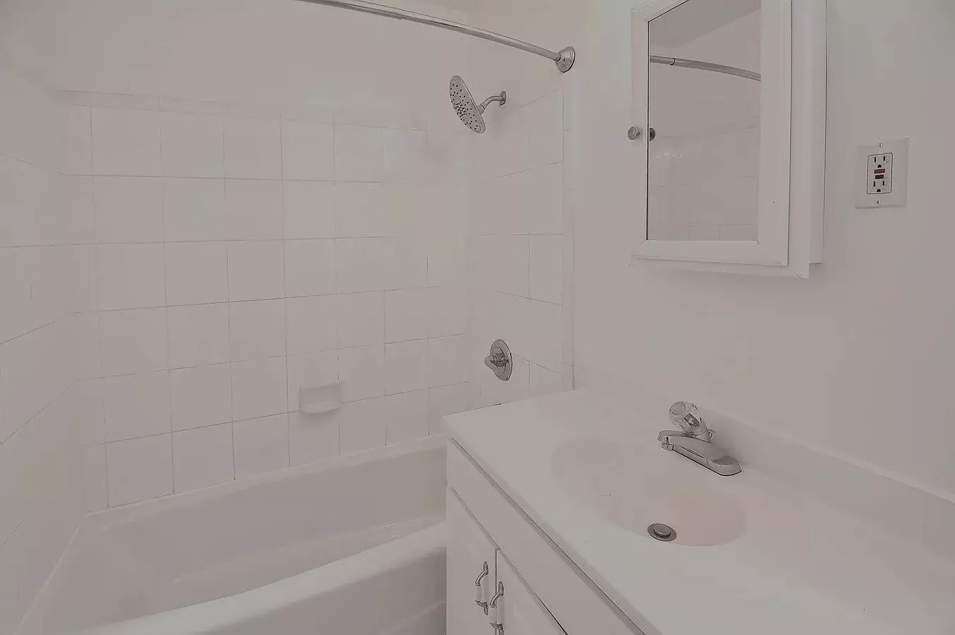 4488 Mission St photo 5