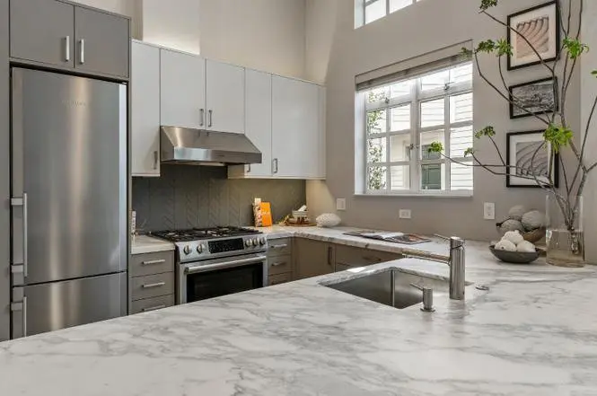 Beautifully Renovated 1br Condo With Private Patio