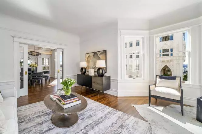 2BR/2BA Apartment on Green Street · San Francisco photo 4