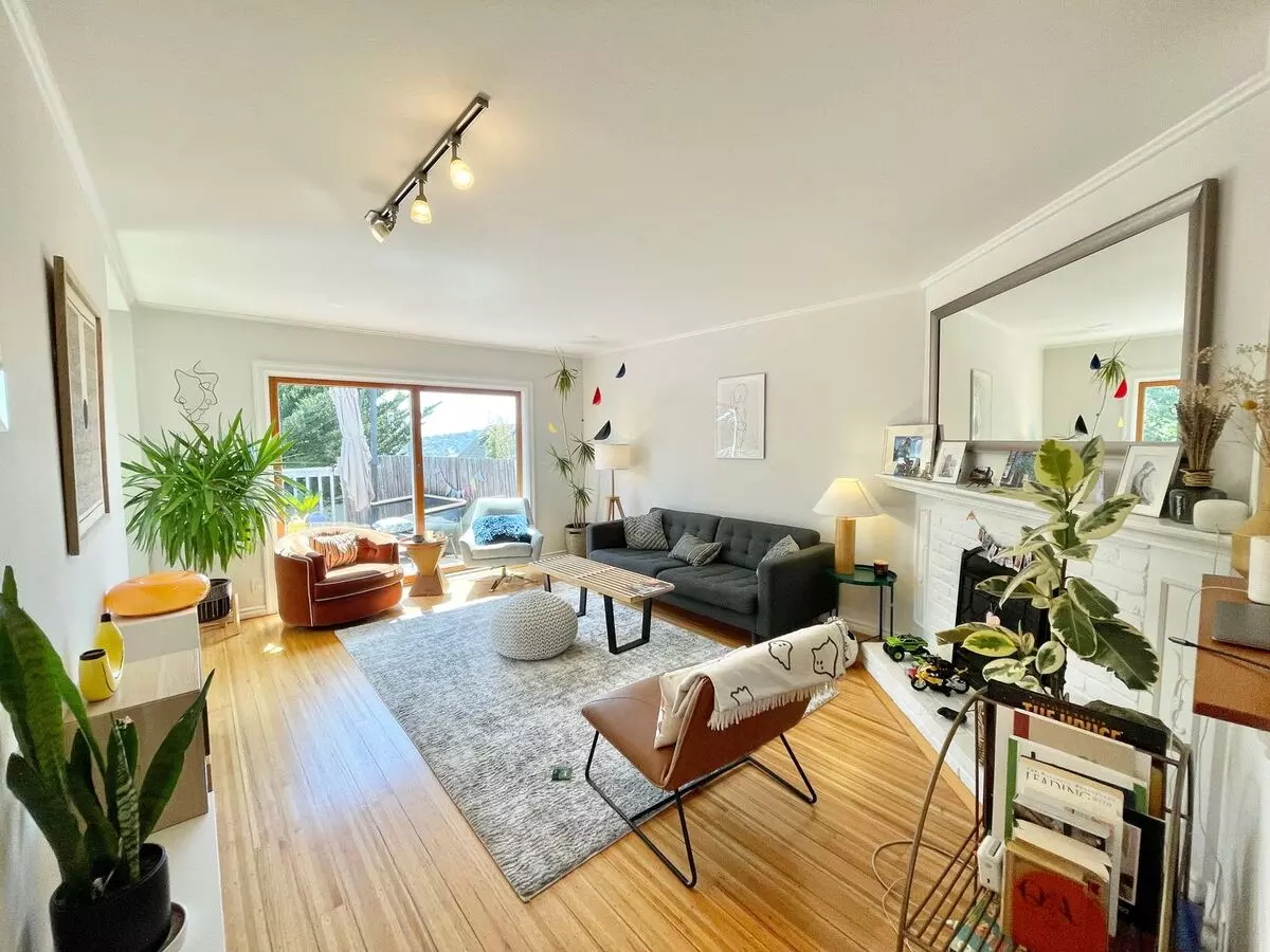 11 Brewster Street, San Francisco, CA 94110 photo 2