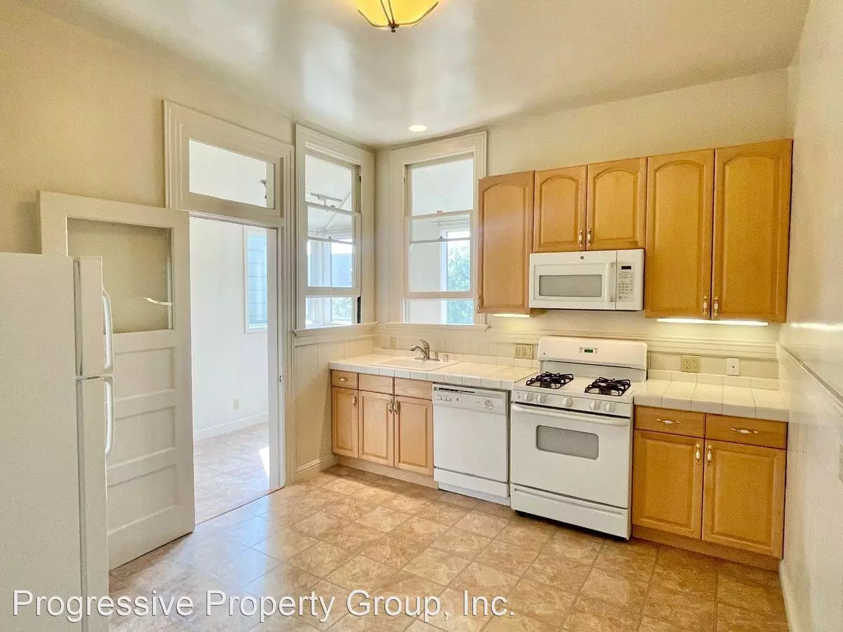 323-329 Presidio Ave photo 3
