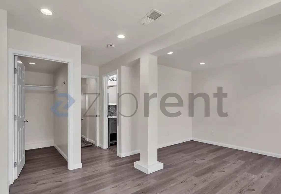 Bright &amp; Spacious 3-bedroom House In Prime Sf Location! photo 5