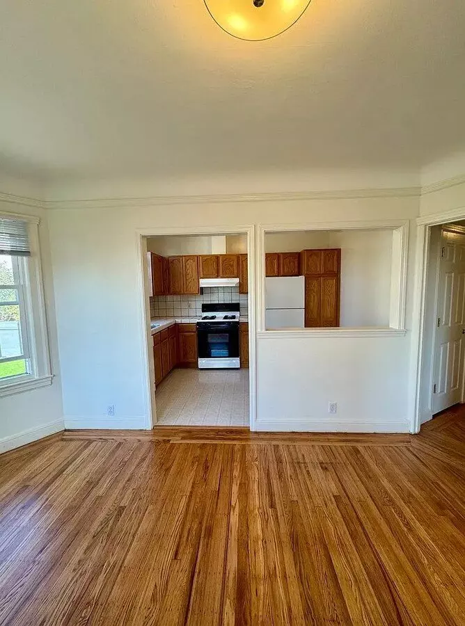 Charming 1-bedroom, 1-bath Apartmentcharming 1-bedroom, 1-bath!!!!!!!! photo 4