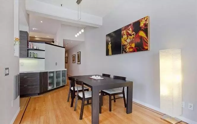 Charming 1Bedroom 1Bathroom Living In A Desirable Neighborhood photo 4