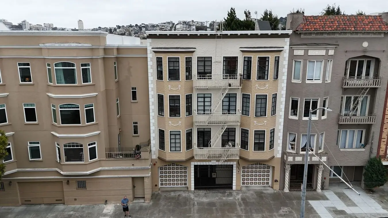 1925 Jefferson Street, San Francisco, CA 94123 photo 2