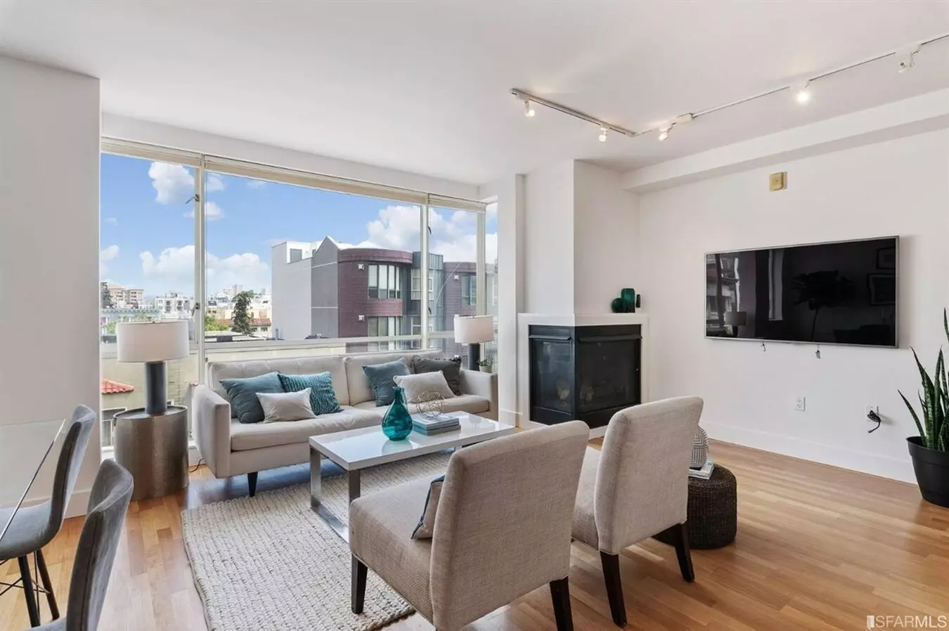 1635 California Street, San Francisco, CA 94109 photo 2